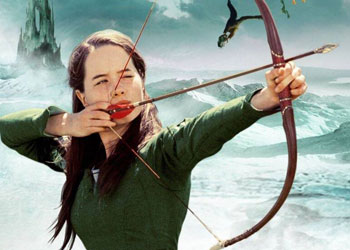 Susan Pevensie with her bow in The Chronicles of Narnia